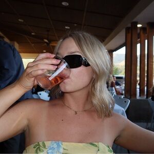 Meet your Posher, Taylor